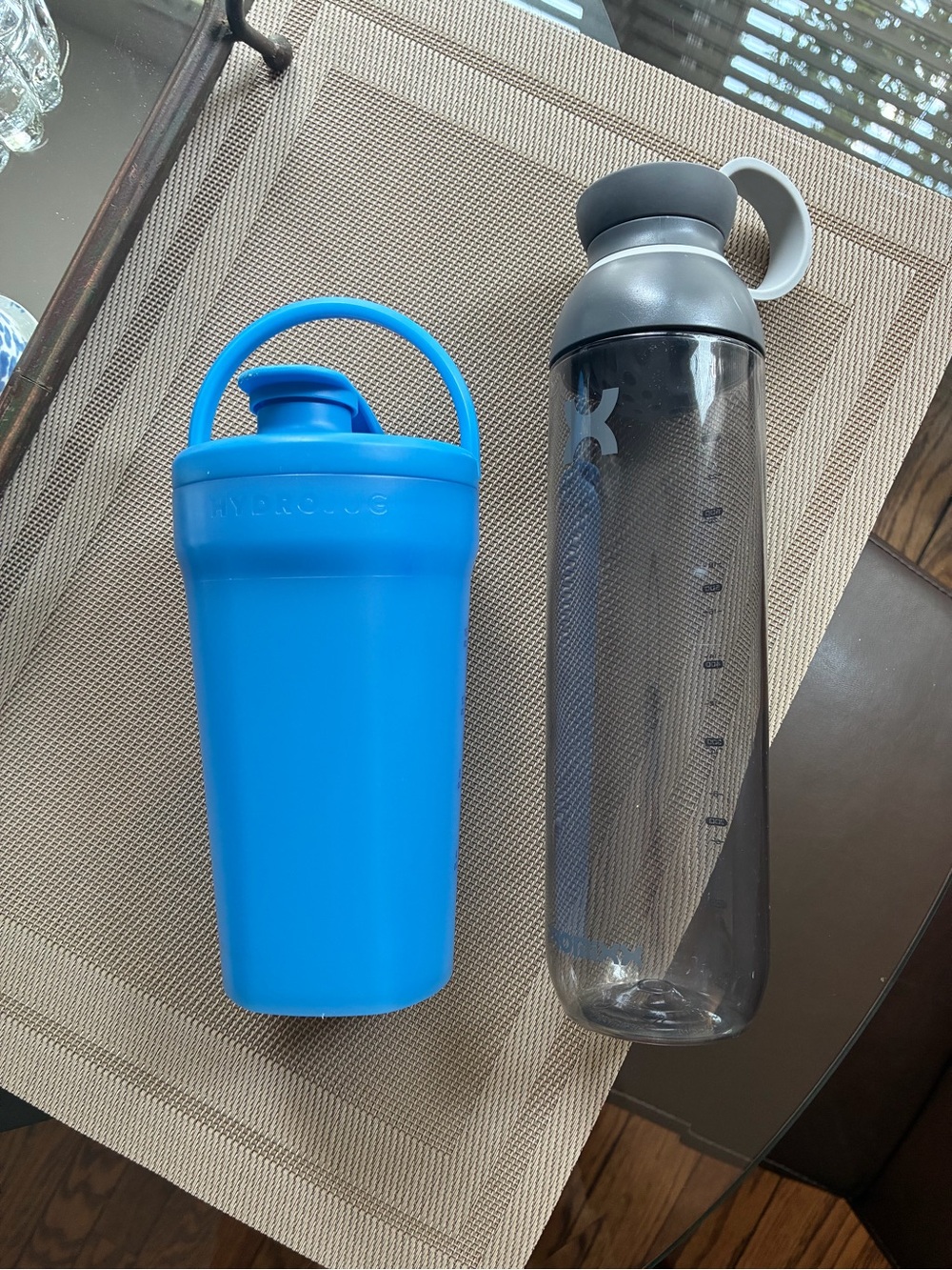 Set of HydroJug & Promixx Protein Shaker Bottles